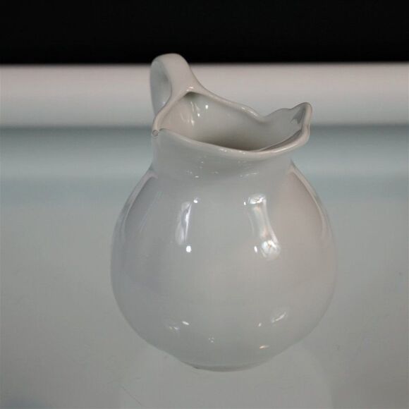 Precious Moments Mother Sew Dear Mini Pitcher 1986 Samuel J Butcher Enesco Japan - Picture 4 of 7